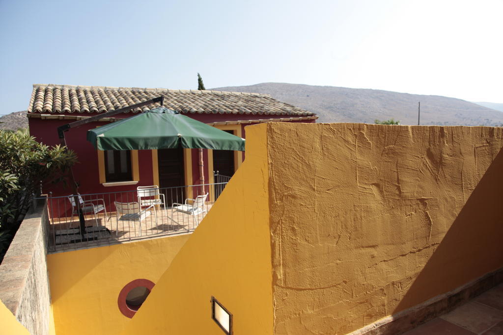 Hotel Baglio Catalano كوستوناتشي المظهر الخارجي الصورة