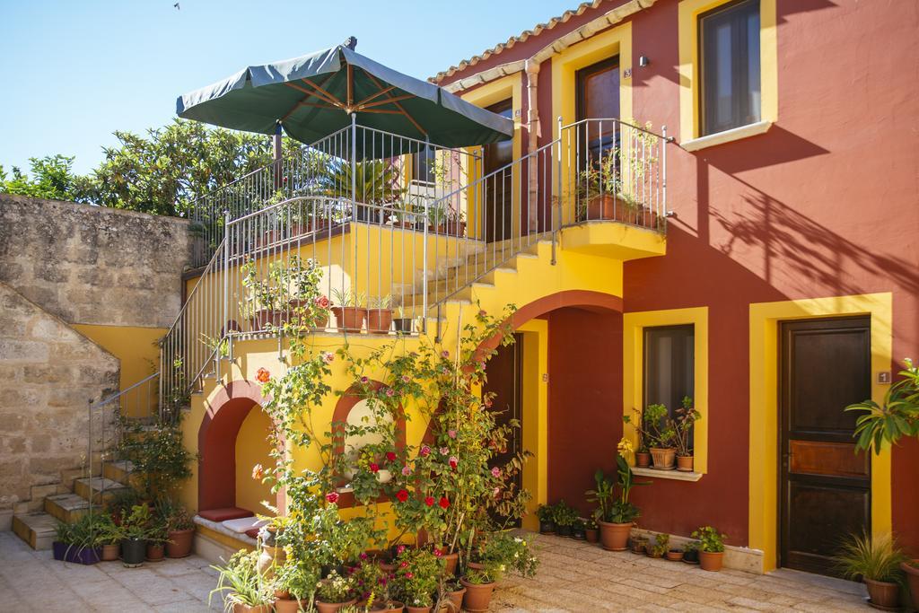 Hotel Baglio Catalano كوستوناتشي المظهر الخارجي الصورة